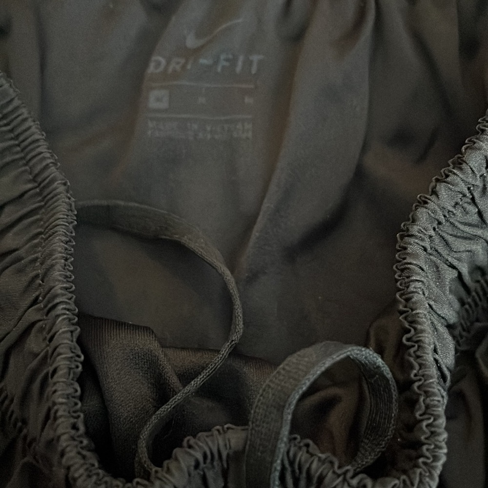 Nike shorts - Picture 5 of 6